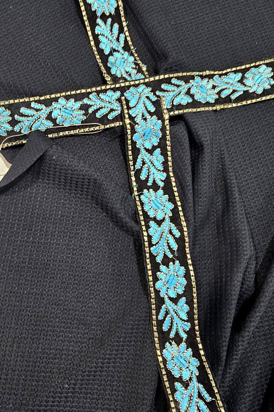 عبا زنانه هانیه تک رنگ با خرج کار نواری