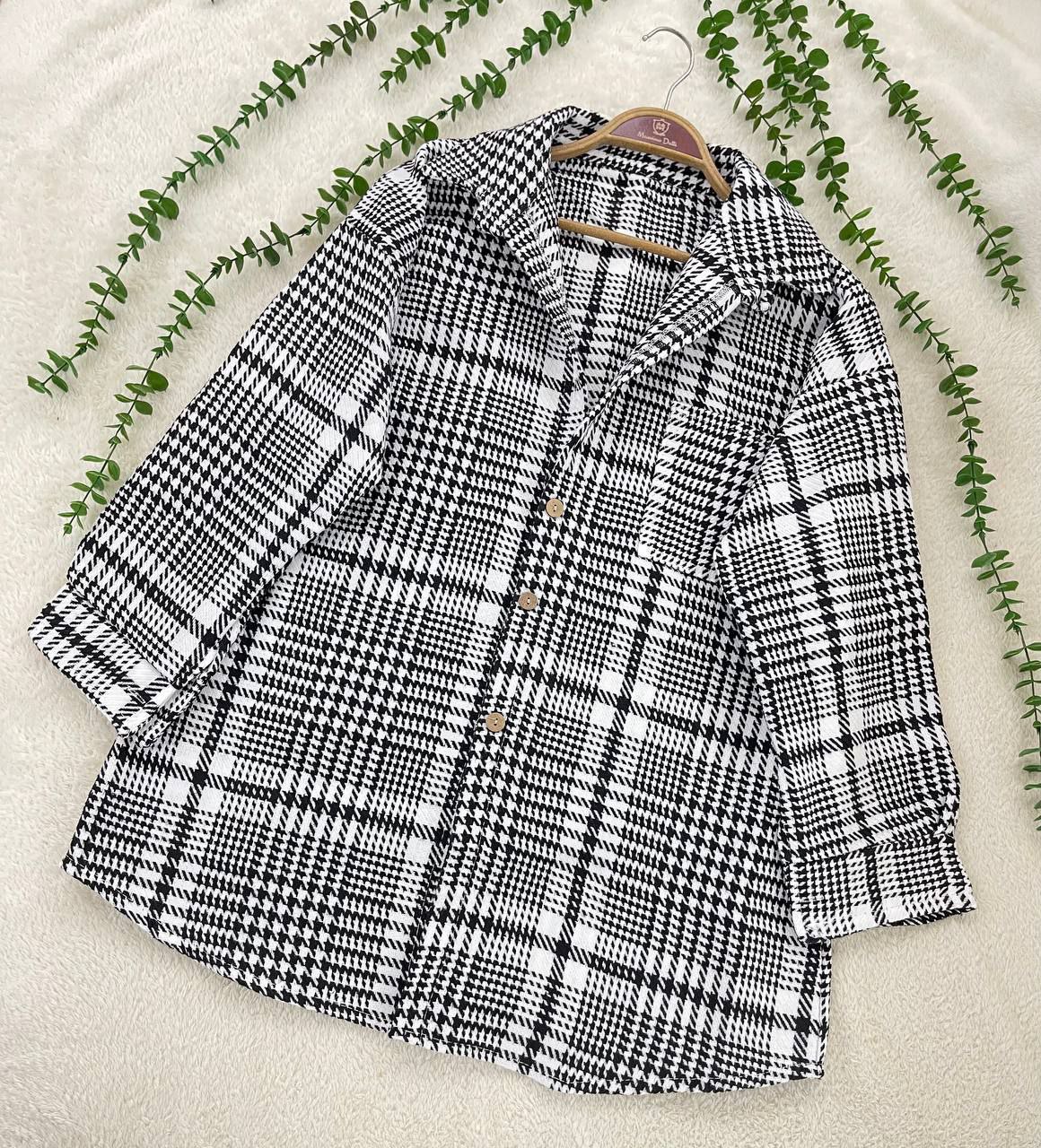 مانتو پاییزه زنانه روبینا پیچازی گرم بالا فری سایز سفید مشکی