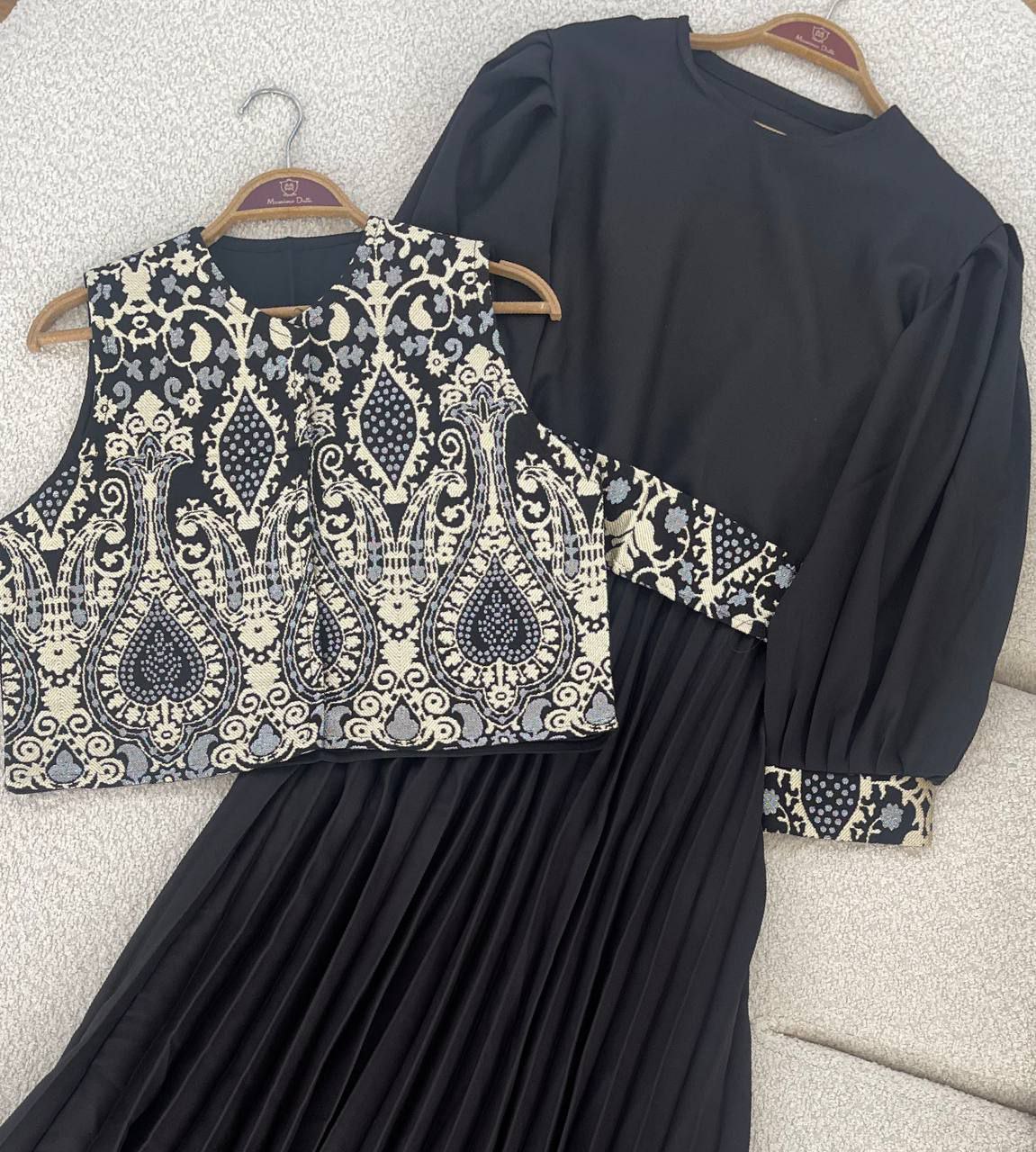 ست زنانه مجلسی راشل طلایی فری سایز