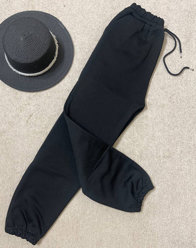 شلوار جاگر مشکی فری سایز مناسب ۳۶ تا ۴۶