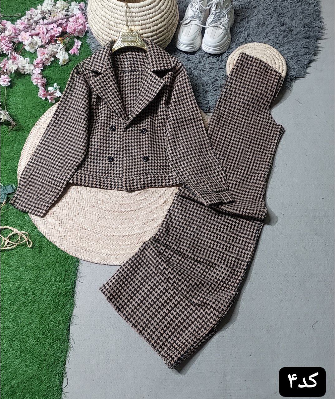 رنگ کد ۴، جنس گرم و عالی پاییزه